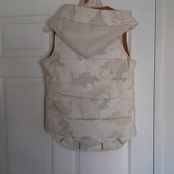 Jacket - Picture 2 of 3